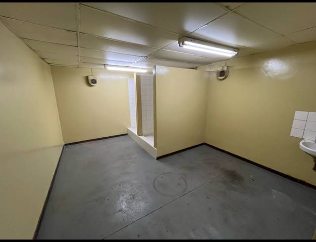 999M² WAREHOUSE TO LET IN ELANDSFONTEIN